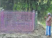  ?? HT FILE ?? Mohammad Afrazul’s grave in Saiyadpur village in Bengal's Malda district. The migrant labourer Afrazul brutally hacked and burnt by a man in Rajsamand, Rajasthan, in December last year.