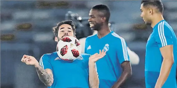  ?? FOTO: AP ?? Isco no cuenta con la confianza de Solari El malagueño no jugó ni un minuto en el último partido de Liga contra el Rayo ni en la final del Mundial de Clubs ante el Al Ain