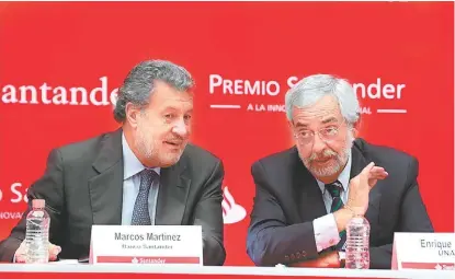  ?? NELLY SALAS ?? El presidente de la Asociación de Bancos de México, Marcos Martínez, y el rector de la UNAM, Enrique Graue.