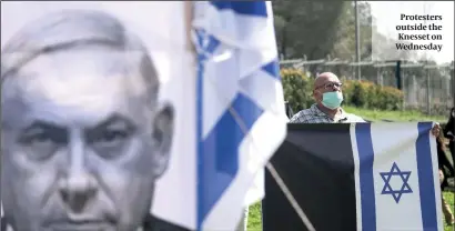  ?? PHOTO: FLASH90 ?? Protesters outside the Knesset on Wednesday