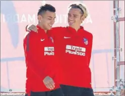  ??  ?? LA MÁS USADA. Correa y Griezmann, en un entrenamie­nto del Atleti.