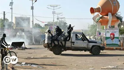  ??  ?? Terrorism, regional conflict and political opposition make a deadly mix of threats for Niger's newly-elected president