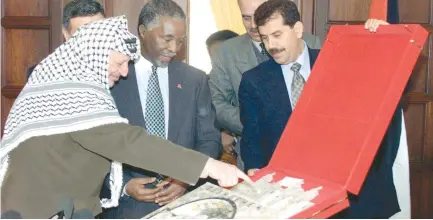  ??  ?? YASSER ARAFAT during a visit to South Africa in 2000.