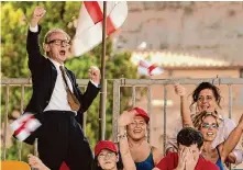  ?? Alfredo Falvo/Netflix ?? Bill Nighy plays a soccer coach who is dealing with grief away from the pitch in “The Beautiful Game.”