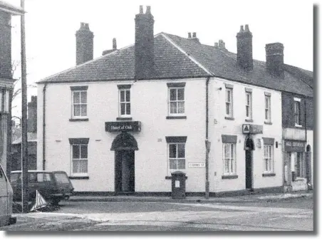  ??  ?? Pictured 61 years ago, the Heart of Oak was one of many popular street corner pubs serving the community of north west Wolverhamp­ton.