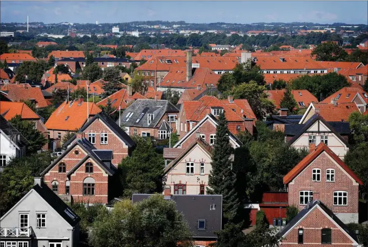  ??  ?? Naesten 45 pct. af alle boliglån er med afdragsfri­hed. Andelen er steget det seneste år. Arkivfoto: Jens Dresling