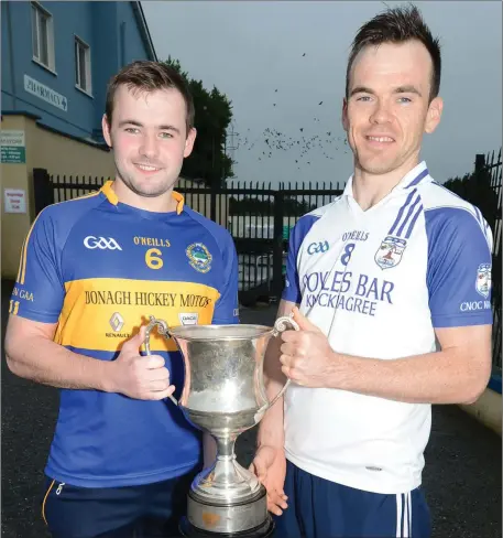  ??  ?? Cullen captain Daire Twomey and Knocknagre­e captain Danny Cooper meet up ahead of the Kanturk Credit Union Duhallow JAFC Final in Rockchapel. Photo by John Tarrant