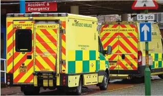  ?? ?? Gridlock: Ambulances queueing outside North Manchester General