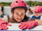  ??  ?? An ice rink is coming to Palmerston North on Thursday and promised to be a family affair.