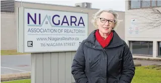  ?? JULIE JOCSAK
TORSTAR ?? Terri Mccallum, president of the Niagara Associatio­n of Realtors, says high demand — including from out-of-town buyers — drove rising sale prices in 2020.