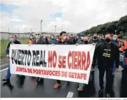  ?? DAVID FERNÁNDEZ / EFE ?? Protesta contra el cierre de Puerto Real en Getafe.