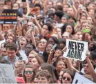  ??  ?? Parkland, Fla., school shooting survivors lead a rally against gun violence Feb. 21 at the Old Capitol building in Tallahasse­e.
JOE RONDONE/USA TODAY NETWORK