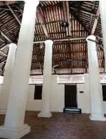  ??  ?? Masjid Pengkalan Kakap’s numerous pillars bear close resemblanc­e to typical 7th century Arabian houses.