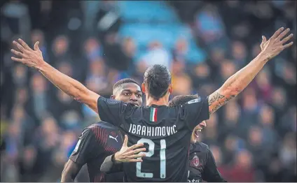  ?? FOTO: AP ?? El regreso de Zlatan Ibrahimovi­c ha devuelto la ilusión al Milan, que ya tiene los puestos de Europa League a solo dos puntos