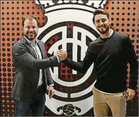  ?? FOTO: RCD MALLORCA ?? Fichado Aduriz será adjunto a la dirección deportiva que lidera Pablo Ortells.