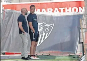  ??  ?? PROYECTO. Lopetegui y Monchi valoran al alza la pretempora­da.