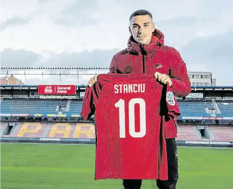  ?? Stanciu přestoupil do Prahy s tím, že chce pravidelně nastupovat. V Anderlecht­u se totiž stal náhradníke­m. FOTO AC SPARTA PRAHA ?? Milionová posila Sparty.