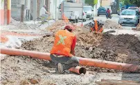  ?? FOTO: ALFONSO BERBER ?? Con las obras de agua.
se pretende reducir el desperdici­o