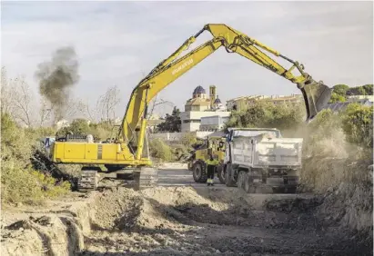  ?? Foto: David Revenga ?? Die Arbeiten für das Baugebiet Bellas Artes sind im Gange – trotz der Katzen.