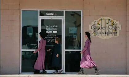  ?? Photograph: Laura Rauch/AP ?? Concerned parents are seeking their missing children who they suspect are being kept in FLDS compounds.