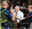  ?? Foto: Marcus Merk ?? Alexander Gauland gestern bei der An kunft in Gersthofen.