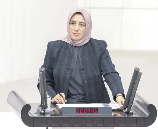  ??  ?? Özlem Zengin, the Justice and Developmen­t Party’s (AK Party) group deputy chair, makes a speech at Parliament, Oct. 21, 2019.