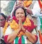  ?? HT ?? ▪ Congress mayoral candidate Prerna Awasthi on campaign trail in Lucknow on Friday.