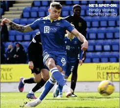  ?? ?? HE’S SPOT-ON: Hendry strokes home his penalty