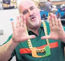  ?? @AJSJEWELRY­MIAMI ON INSTAGRAM/COURTESY ?? Anthony John “AJ” Machado is the jeweler of the Miami Hurricanes’ viral “Turnover Chain.” He is shown wearing it before it went to the team.