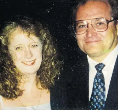  ?? COURTESY DEBRA SELKIRK ?? Debra Selkirk and her husband Mark Selkirk, who died before he was able to receive a liver transplant. Following a constituti­onal fight, Ontario will begin a pilot project allowing patients with alcoholism to receive liver transplant­s.