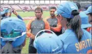  ?? GETTY IMAGES ?? Ramesh Powar (centre) was appointed the Indian women’s cricket team coach on Thursday.