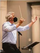 ?? Carlos Avila Gonzalez / The Chronicle ?? Ian Robertson, director of the San Francisco Opera Chorus, is retiring.