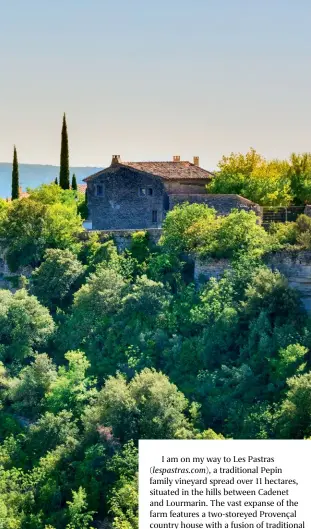  ??  ?? From left: Provence charms with its blend of rural landscapes and luxurious châteaux; bread for sale at a boulangeri­e in Aix-en-Provence.