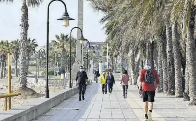  ?? MANOLO NEBOT ?? Benicàssim es uno de los lugares preferidos por los visitantes para tener una segunda residencia en propiedad.