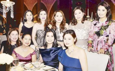  ??  ?? (Seated, from left) Silang, Cavite Mayor Omil Poblete, Dette Tan, Beabi owner Willin Chan and Coby’s Gear & Gadgets managing director Charlene Cobankiat-Tiu; (standing, from left) Jana Ejercito, Sunny Vergara, Linda and Abeth Yu with Laneige...