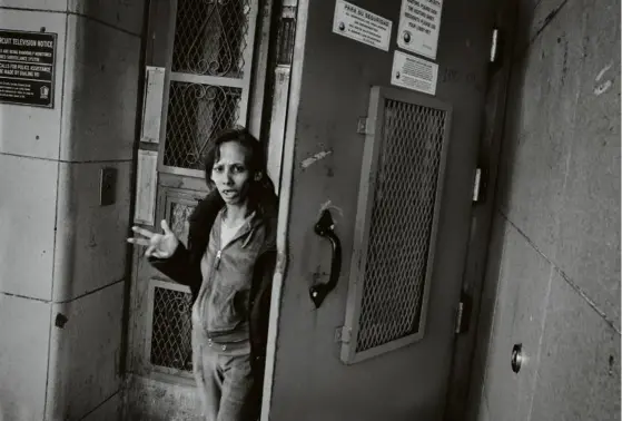 ?? PHOTO TOMÀS MANTILLA ?? Yahaira De Jesus, juste après sa libération de la prison de Rikers Island, le 11 mars 2016.