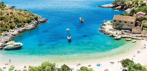  ??  ?? Pack your bags: Holidaymak­ers will be able to head to the beach in Croatia. Inset: Or travel to pretty Languedoc in France