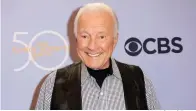  ?? Associated Press ?? ■ Lyle Waggoner arrives at the “The Carol Burnett 50th Anniversar­y Special” in Los Angeles on Oct. 4, 2017. Waggoner, who played a comic foil on the show, has died at age 84.