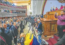  ?? AFP ?? ASAMBLEA. Maduro exigió que se jure ante la Constituye­nte.