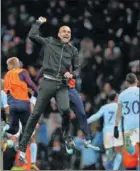  ??  ?? Guardiola celebra la victoria.