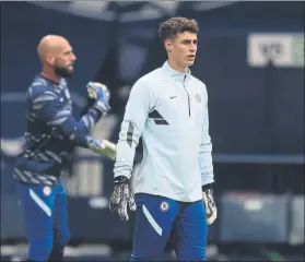  ?? FOTO: AP ?? Kepa Arrizabala­ga de nuevo se quedó en el banquillo en beneficio de Willy Caballero