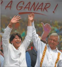  ?? AP ?? MENTOR. López Obrador es el artífice de la candidatur­a de Gómez.