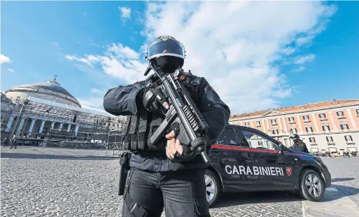  ?? SALVATORE LAPORTA KONTROLAB ?? Changes to Italian law could put more semi-automatic weapons in the hands of regular citizens, instead of just the police and military.