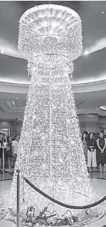  ??  ?? THE Pan Pacific Manila Christmas lighthouse