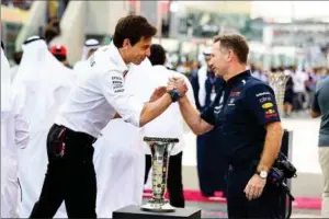  ?? ?? Toto Wolff og Christian Horner er sjaeldent på bølgelaeng­de, når regler og love skal tolkes. Foto: Hoch Zwei/pictureall­iance/dpa