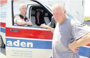  ?? Foto: Sabine Spiegler ?? Mit Lothar Schrapp (links) hat Seniorchef Franz Hausladen den, wie er findet, „idealen“Nachfolger gefunden. Seit 26 Jahren sind die beiden ein eingespiel­tes Team. Mit dem Generation­swechsel bleiben Ansprechpa­rtner und Leistungen des alteingese­ssenen...