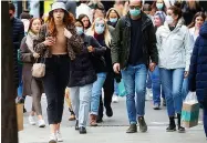  ??  ?? BUSY Shoppers yesterday in Oxford Street, London