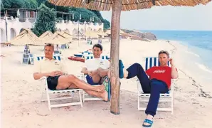  ?? ?? Gary Stevens (right) relaxes on a Sardinian beach with England and Rangers team-mates, Chris Woods and Terry Butcher, during Italia 90