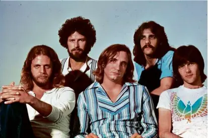  ?? RB/REDFERNS ?? Mr. Meisner (right) was photograph­ed with Eagles bandmates (from left) Don Felder, Don Henley, Joe Walsh, and Glenn Frey around the time the band recorded “Hotel California.”