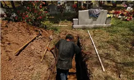  ?? Photograph: Carolyn Cole/Los Angeles Times/Rex/ Shuttersto­ck ?? Jesus Torres, age 75, was hired to dig graves after the backhoe broke down at La Piedad cemetery in McAllen, Texas this July.